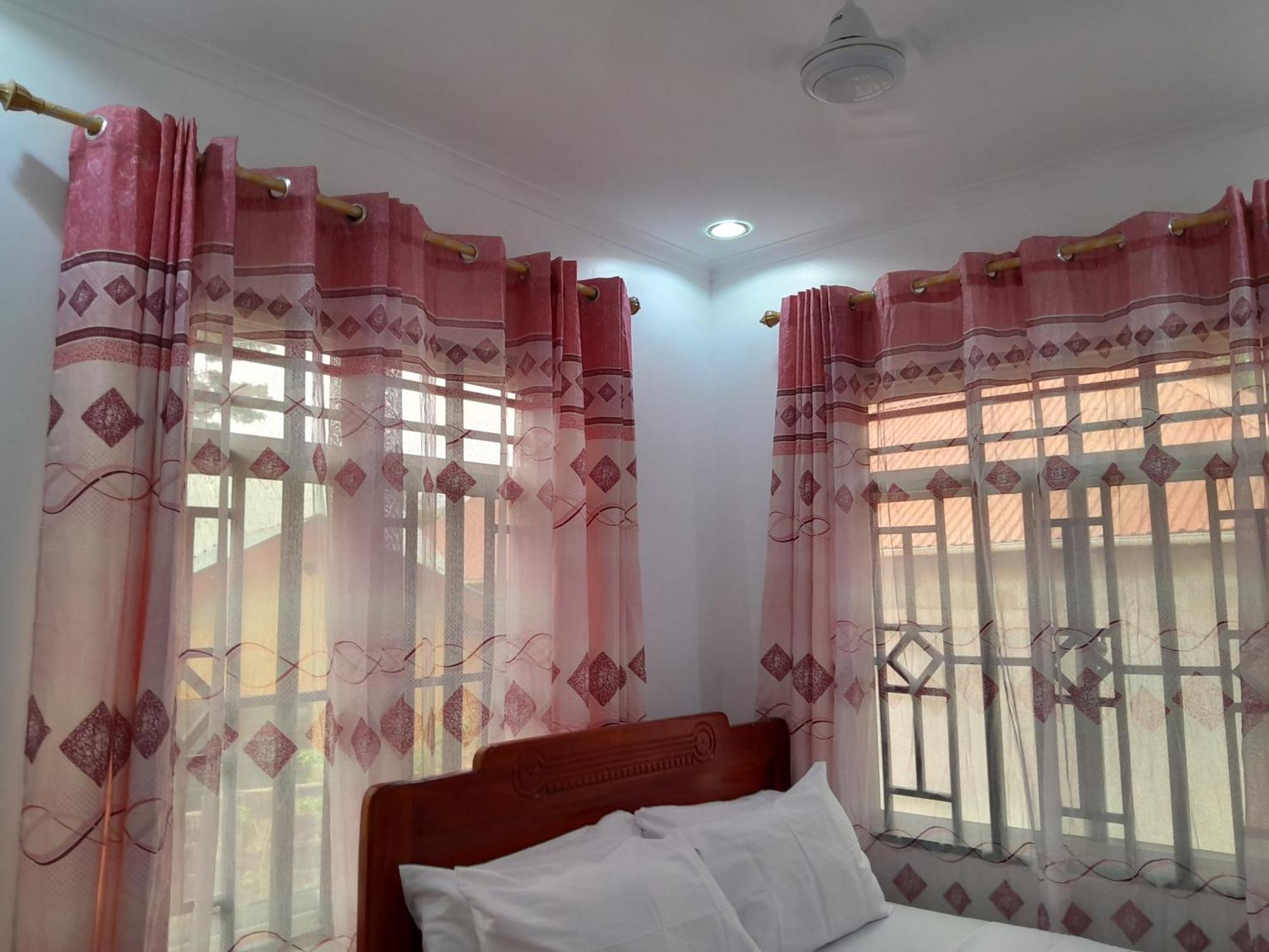 Valley Breeze Hotel Dar es Salaam Exterior photo