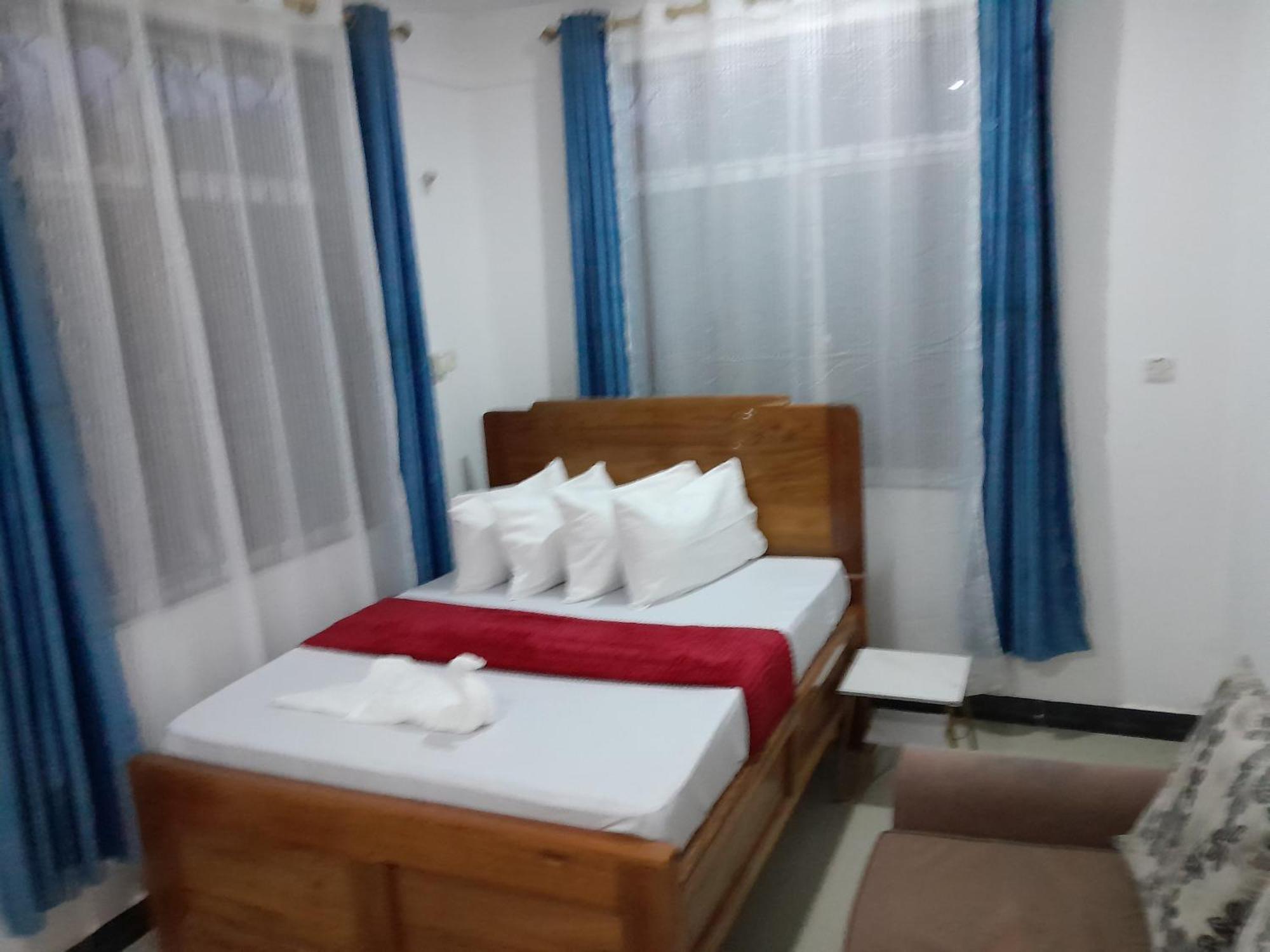 Valley Breeze Hotel Dar es Salaam Exterior photo